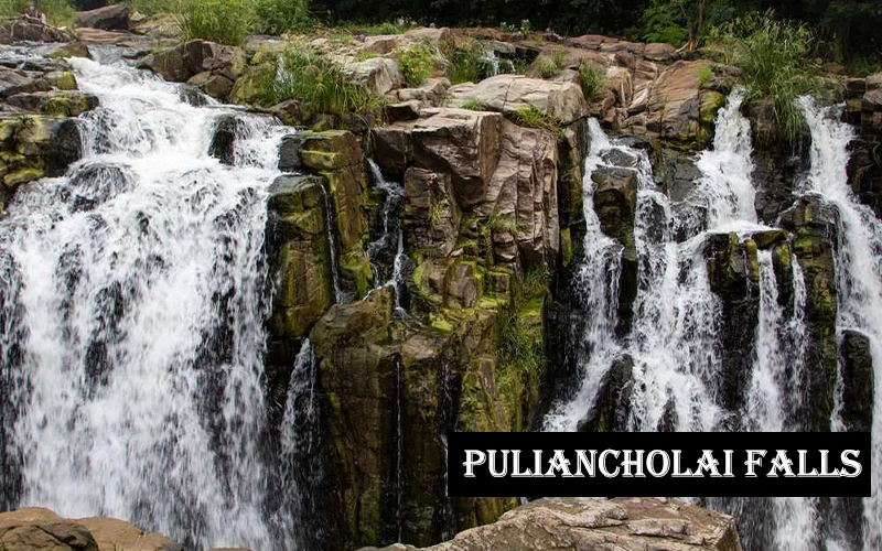 Puliancholai Falls